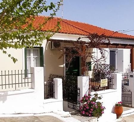 Kontos-Traditional House In Andros Beach Екстериор снимка