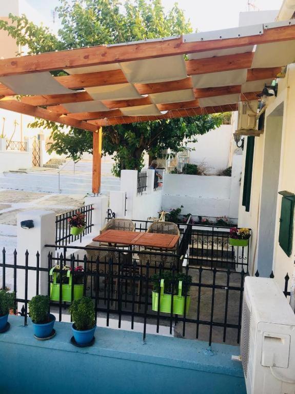 Kontos-Traditional House In Andros Beach Екстериор снимка
