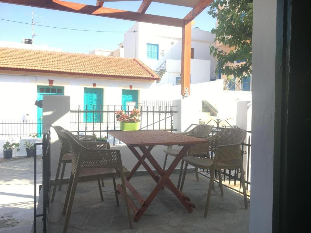 Kontos-Traditional House In Andros Beach Екстериор снимка